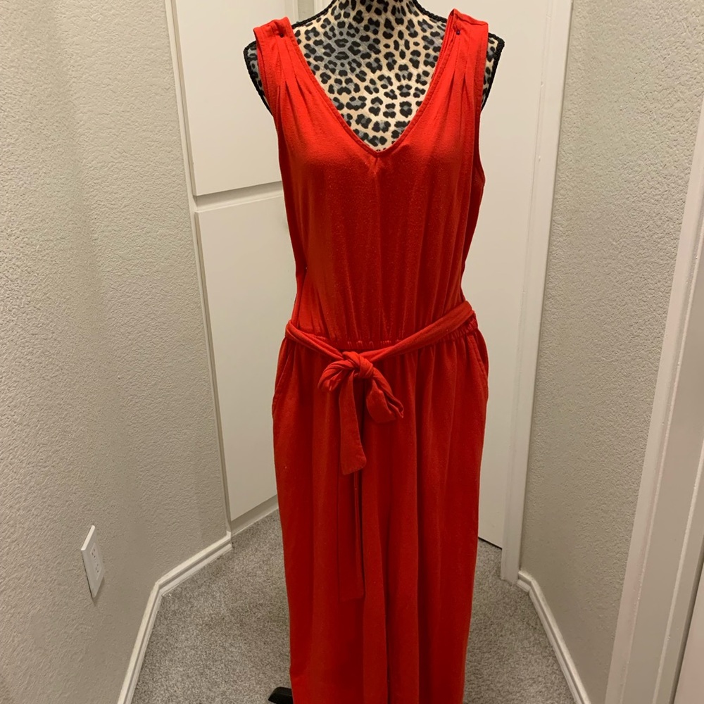 Chic Red Sleeveless Jumpsuit